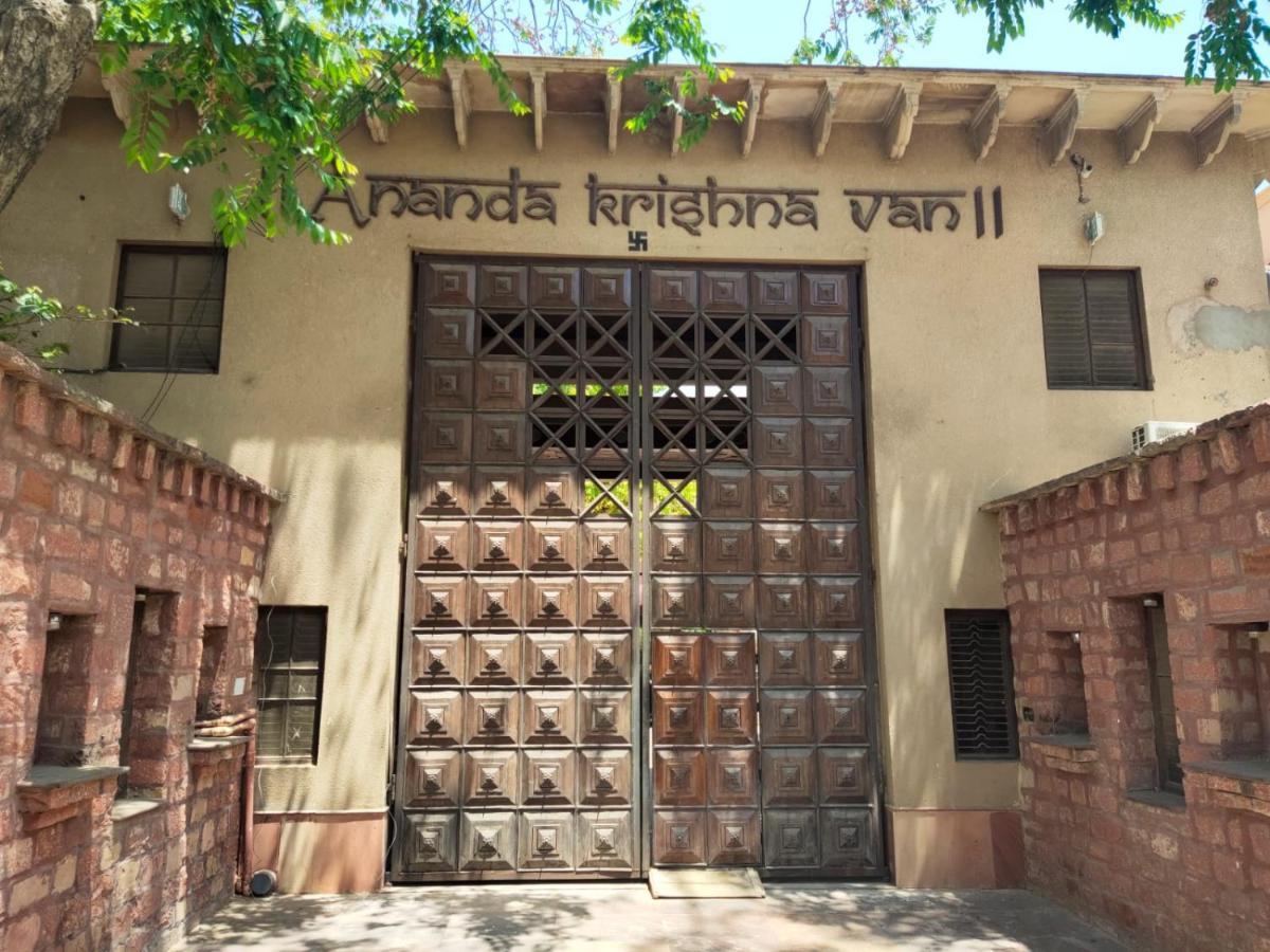 Ananda Krishna Van Vrindāvan المظهر الخارجي الصورة