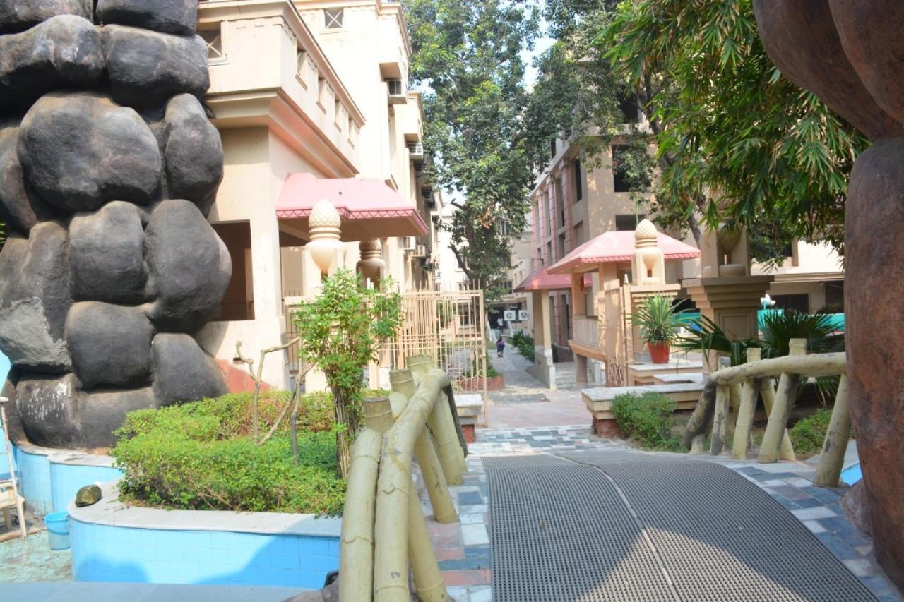 Ananda Krishna Van Vrindāvan المظهر الخارجي الصورة